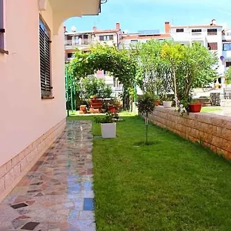 In With 1 Poreč