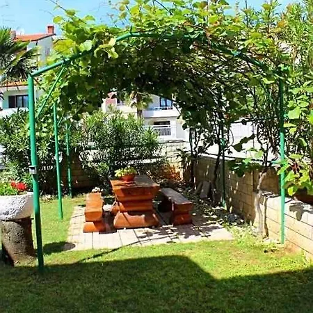 In With 1 Apartman Poreč